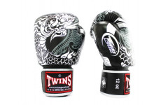 Боксерские перчатки Twins Special FBGVL3-52 Dragon black-silver 16 oz