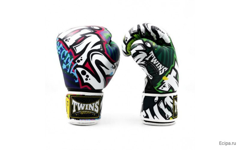 Боксерские перчатки Twins Special FBGVL4-68 Graffiti 10 oz