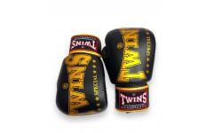 Боксерские перчатки TWINS Special FBGVL3A black 12 oz