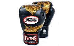 Боксерские перчатки Twins FBGVL3-23 black gold 14 oz Боксерские перчатки Twins FBGVL3-23 black gold 14 oz